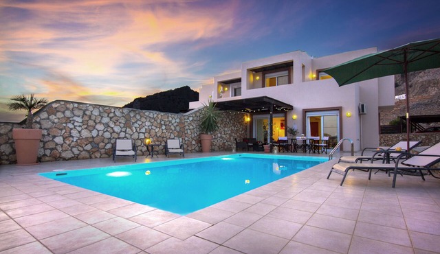Modern Luxury Villa With Private Pool And Stunning Sea Views