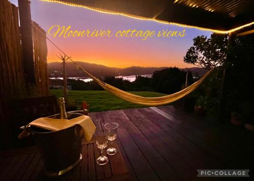 Moonriver Sunset View Cottage and Le Shed Garden Cottage