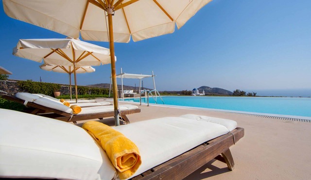 My Rental Homes - Villa Ammos with outdoor pool, a Jacuzzi and barbecue area