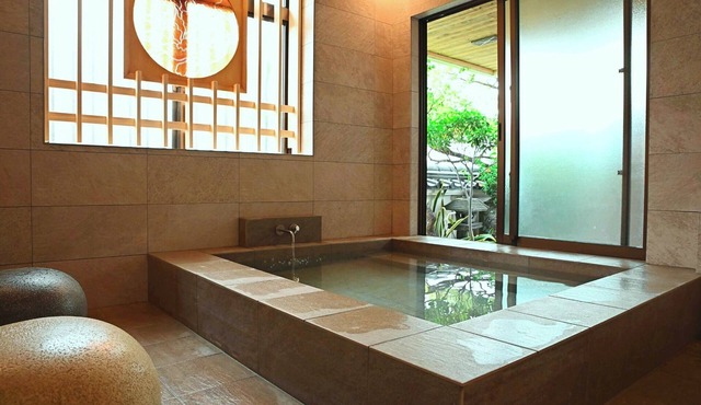 Naha accommodation Holiday/Naha City Okinawa