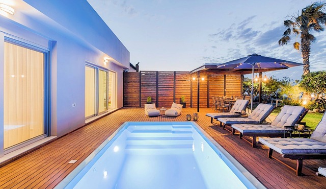 Nastazia Luxury Beach House