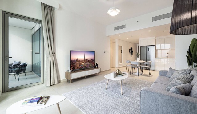 New 2BR |Burj Khalifa View & Pool |Dubai Mall