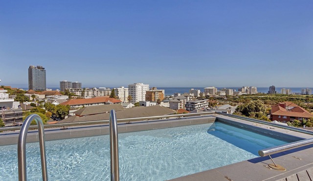 Nine On S 3E - One Bedroom Apartment, Sleeps 2