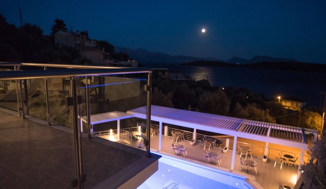 Oasis Hotel