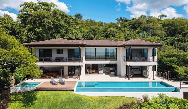 Ocean-View Villa | Private Pool & Hot Tub