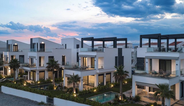 Olympiada -Three Bedroom Villa with Private Pool and Rooftop