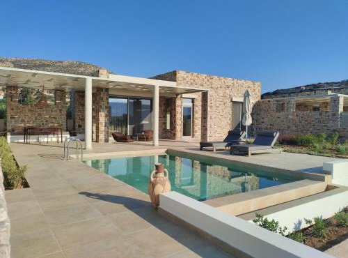 Orelia Luxury Villas