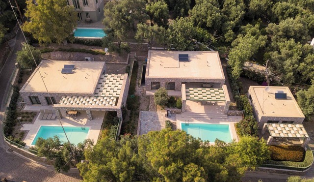 Ouzo Traditional House with Private Pool and Parking