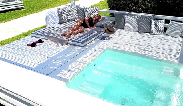 Ow Andros Luxury Suites