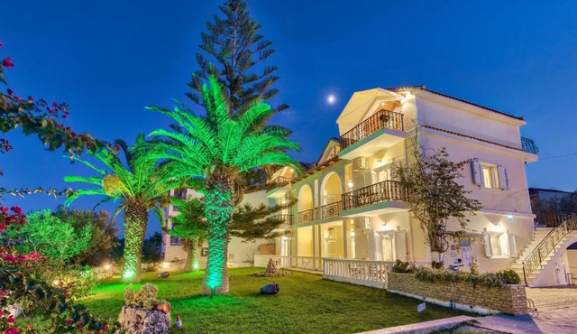 Panorama Studios & Apartments