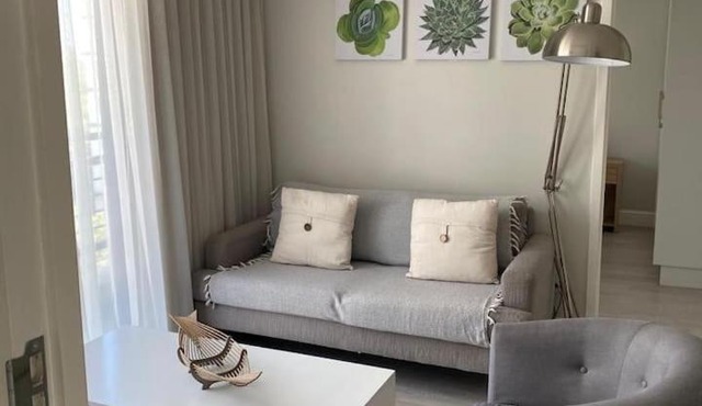 Paragon Domain Light And Airy Stylishly Decorated