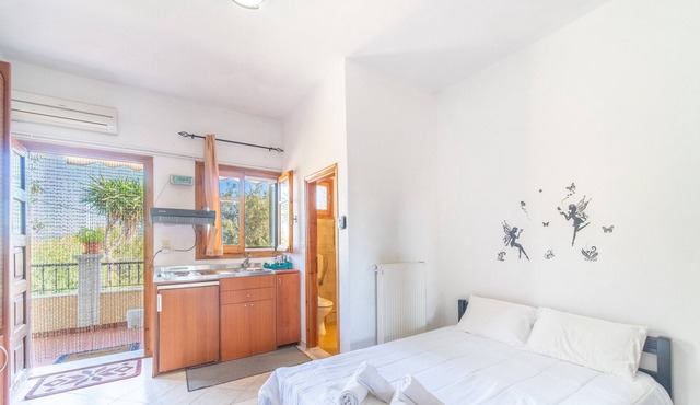 Pet-Friendly 'Studio Rigga Maria' with Garden & Wi-Fi