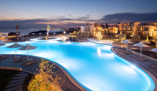 Portes Lithos Luxury Resort