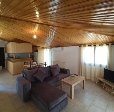 Poseidon home in Ireo, by the sea