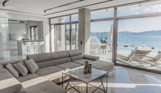 Presidential Beach Villa