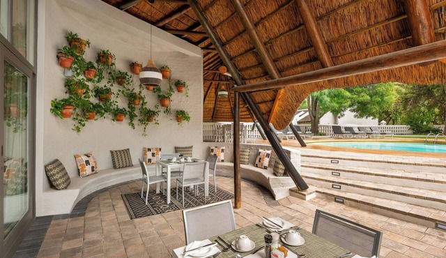 Protea Hotel by Marriott Oudtshoorn Riempie Estate