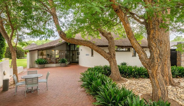 Protea Hotel by Marriott Oudtshoorn Riempie Estate