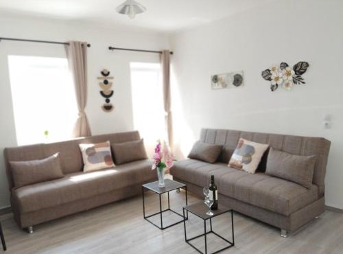 Rania's Seaview Corner