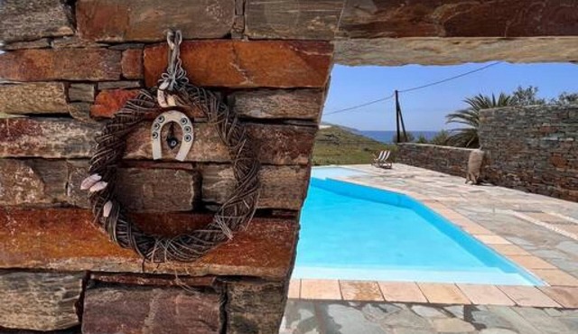 Relax & Joy Villa - 1' walk t to Koundouros beach