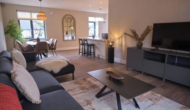 Riverside Dingle - Luxury Apt 4