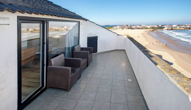Room 'Top Floor North Suite' with Sea View, Private Terrace and Wi-Fi