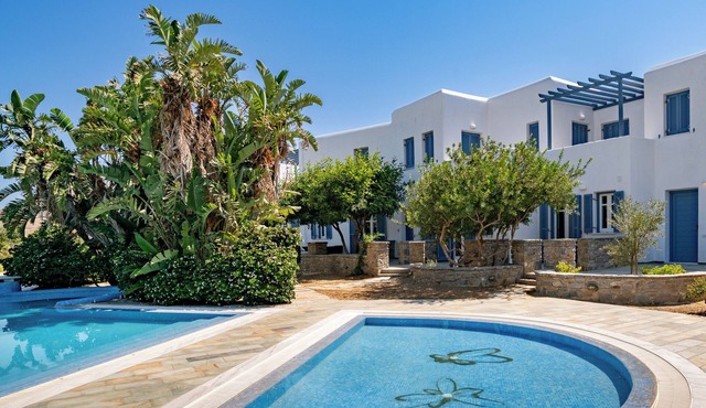 Sanders Paros Gardens - Cute 1-Bdr Apt w Patio