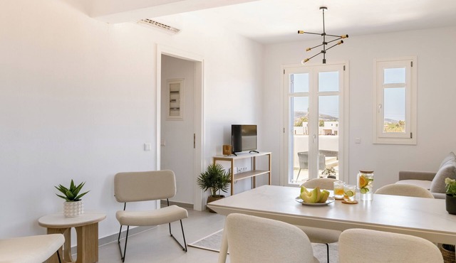 Sanders Paros Gardens - Fresh 1-Bdr Apt w Balcony