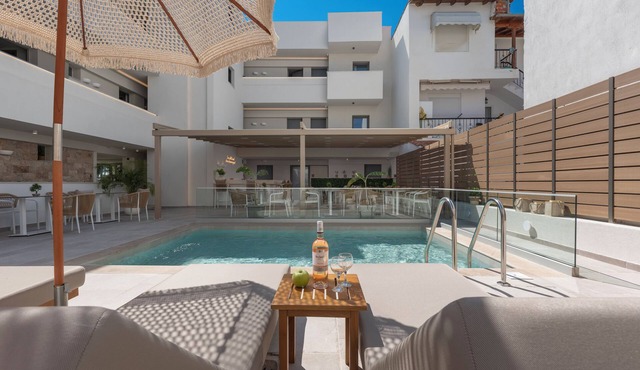 Sandy Seaside Suites