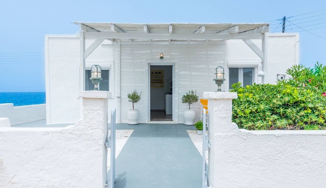 Seaview House above a lovely little cove