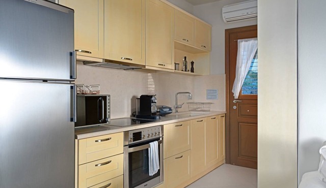 Sophisticated Crete Villa | Villa Tau | 1 Bedroom | Stunning Sea Views