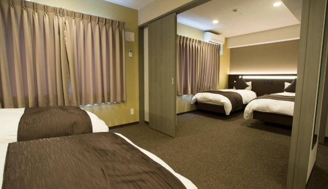 Spacious space of 28 square meters Suite force/Osaka Ōsaka