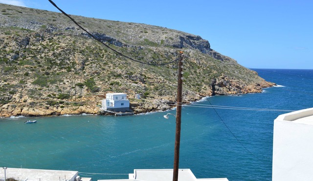Spectacular and Charming House in Sifnos Keronissos Village on The Sea
