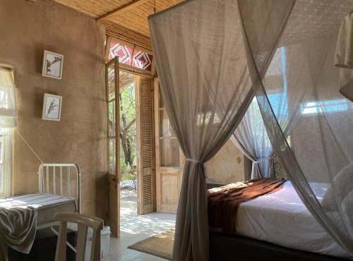 Strooi Kooi - Unique Strawbale Cottage