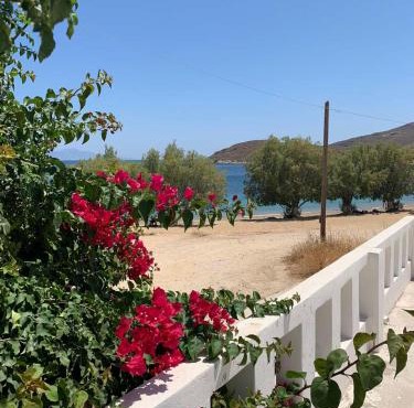 Studio on the beach, Leivadakia, Serifos
