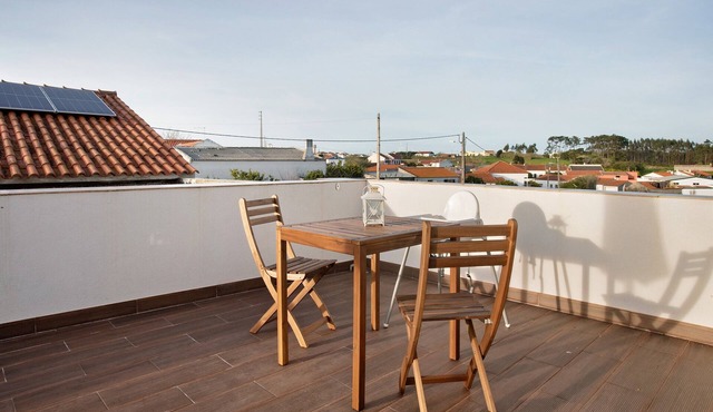 Studio 'Quinta Dos Raposos - Villa Terra' with Shared Pool, Terrace and Wi-Fi