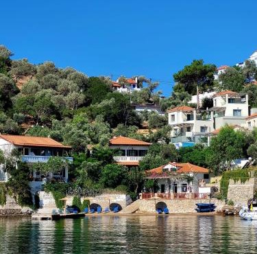 Studios Limnionas