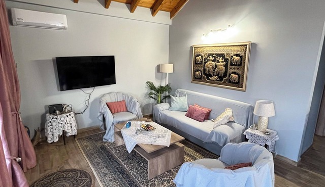 Stunning Seafront Home in Rhodes – Perfect for Relaxing Getaways"