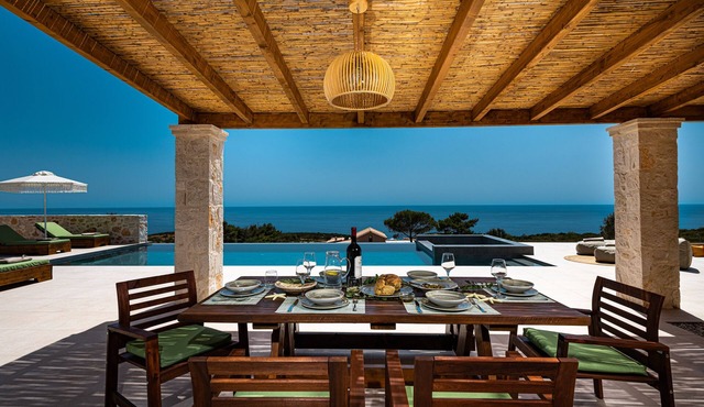 Terra Lucis Mountain Residences/Aether Villa