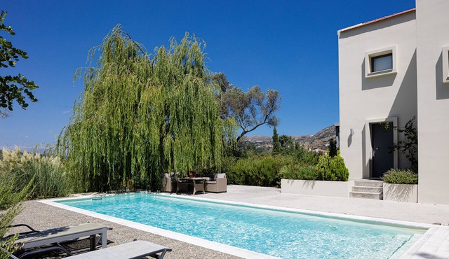Tessera Villa, a Serene Escape in Nature with Pool