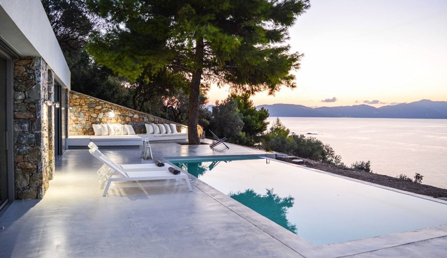 Thalasses Villas Skiathos 6 People Beachfront Villa