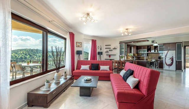 The Sunlit three bedrooms brand new apartment with stunning ocean view