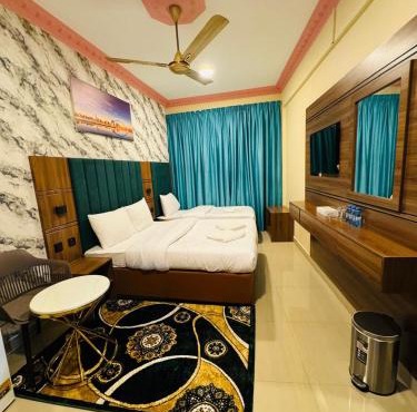 Three Dot Hotel