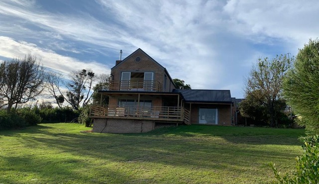 Trinity Farm Ocean view Cottage