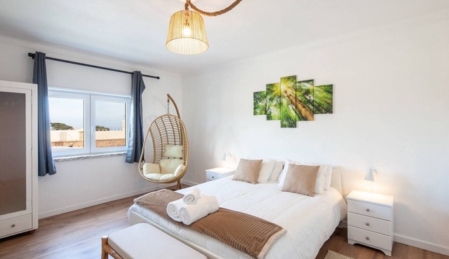 Tulip - SilverCoast Apartments