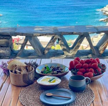 Tzia Blue