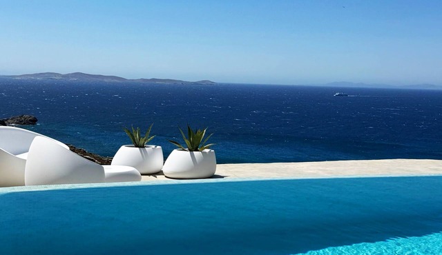 Villa AGNES Mykonos - 5 bedrooms - seaview - pool - fast satellite internet