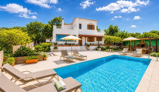 Villa Aspa - Three Bedroom Villa, Sleeps 6