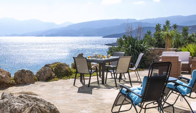 Villa Celeste, breathtaking sea view. Luxury part-villa above Almyros Beach