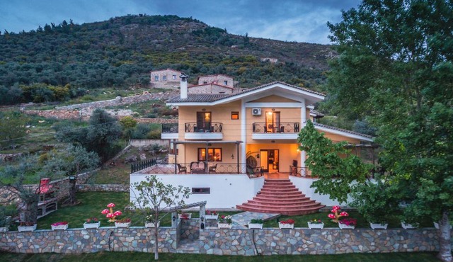 Villa Loridis