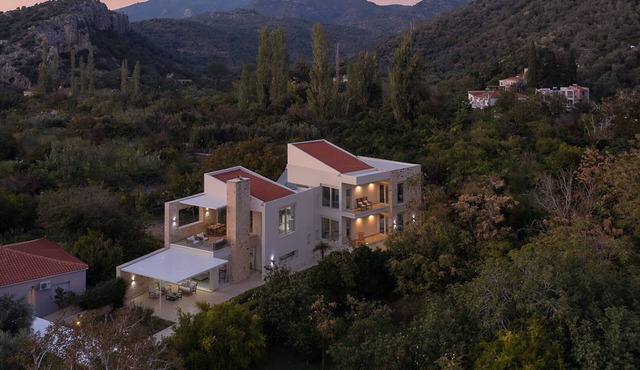 Villa Plomari On The Sea- Entire House or Split Villa